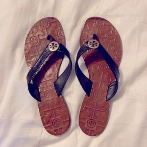 Authentic Tory Burch 8M